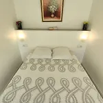 6 Et 4 Adresses A Mi-chemin Entre Le Vieux Port Et L Ile De Re Apartament *