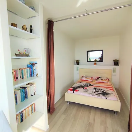 Appartamento 5 Indépendants Situés à Mi-chemin Entre Le Vieux Port Et Le Pont De L île De Ré *