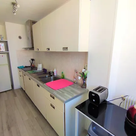 Lejlighed 6 Et 4 Adresses A Mi-chemin Entre Le Vieux Port Et L Ile De Re