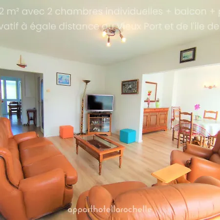 5 Indépendants Situés à Mi-chemin Entre Le Vieux Port Et Le Pont De L île De Ré