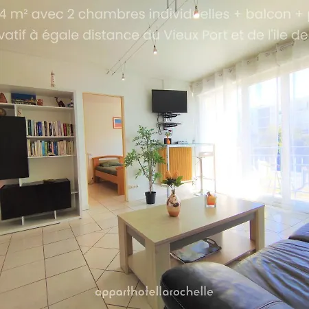 Apartment 6 Et 4 Adresses A Mi-chemin Entre Le Vieux Port Et L Ile De Re *