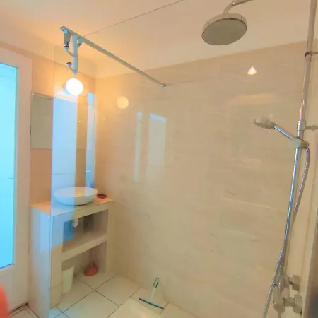 6 Et 4 Adresses A Mi-chemin Entre Le Vieux Port Et L Ile De Re Lejlighed *