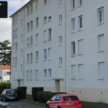 Apartament 6 Et 4 Adresses A Mi-chemin Entre Le Vieux Port Et L Ile De Re