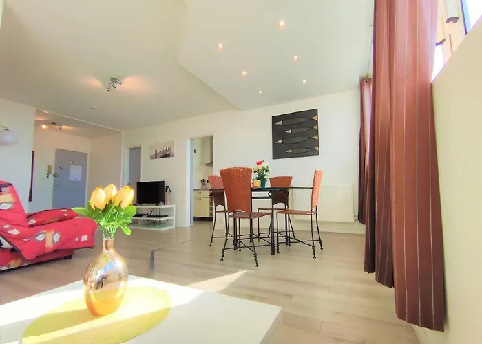 5 Indépendants Situés à Mi-chemin Entre Le Vieux Port Et Le Pont De L île De Ré Apartamento